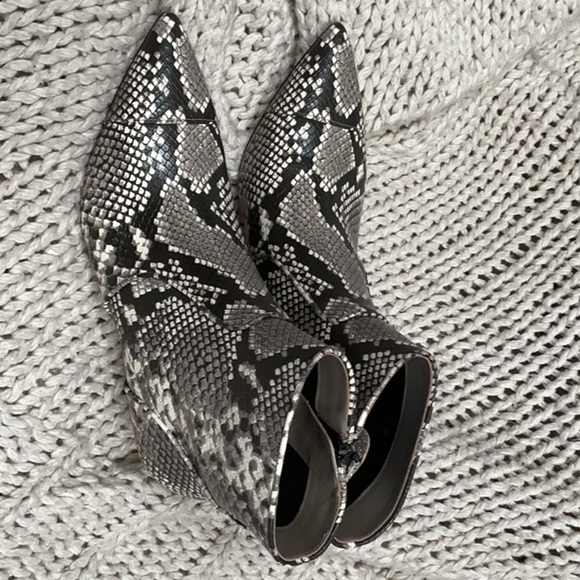 Michael Kors Black and Gray Snakeskin Ankle Boots - Picture 1 of 5